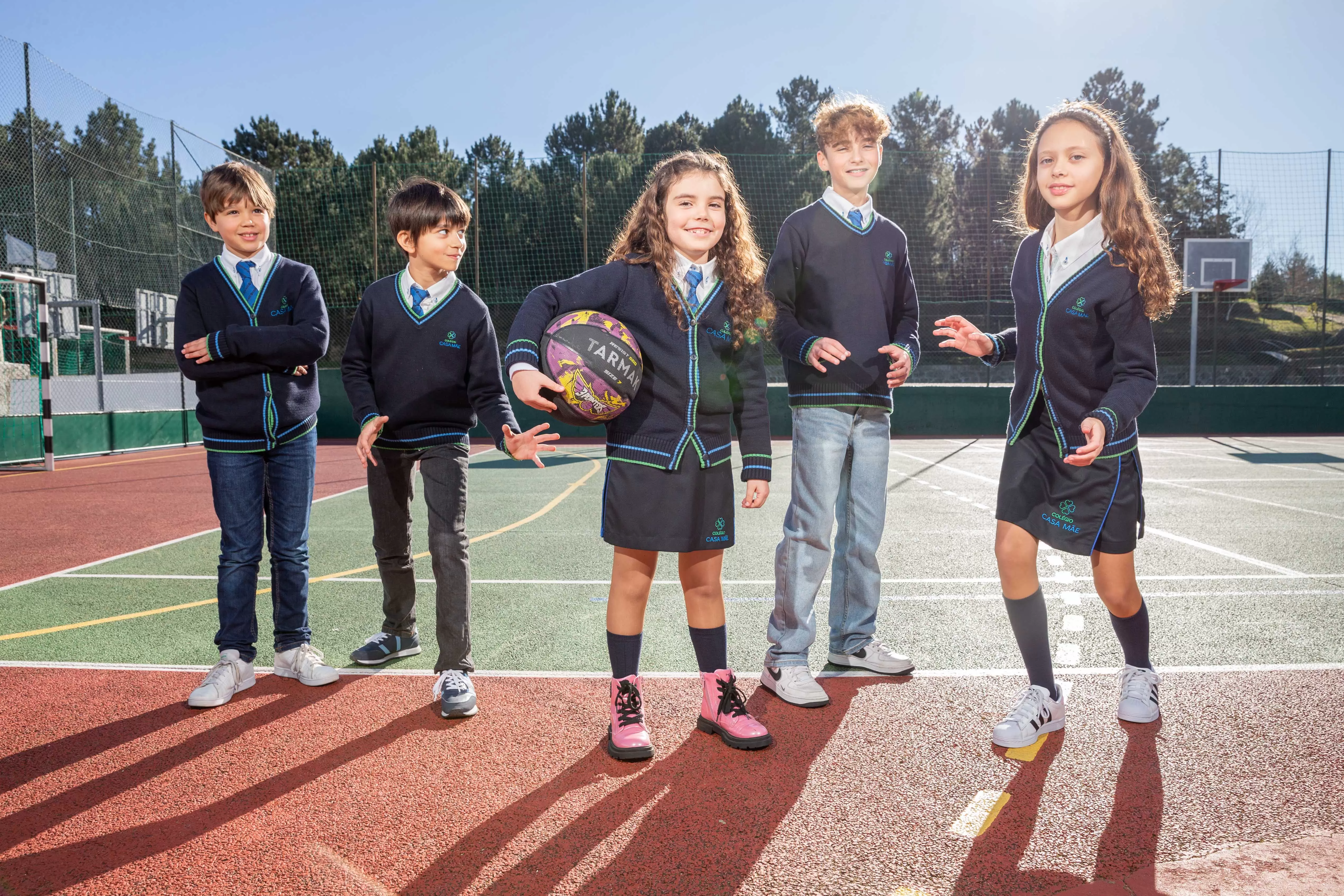 Crian&ccedil;as a aprender num ambiente natural